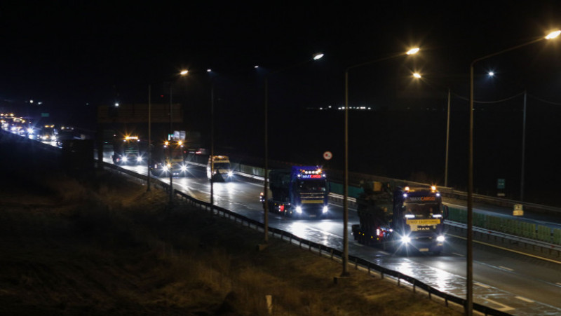 Primul convoi militar american, pe traseu spre Baza Militară Mihail Kogălniceanu. FOTO: INQUAM PHOTOS - Octav Ganea