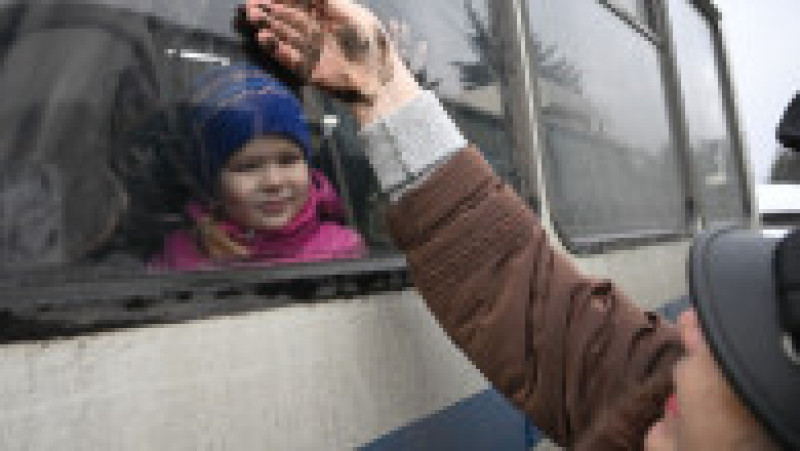 Evacuarea civililor din Donețk. Foto: Profimedia | Poza 3 din 11