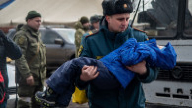 Coridor umanitar pentru evacuarea civililor din Mariupol. Foto: Profimedia | Poza 5 din 15