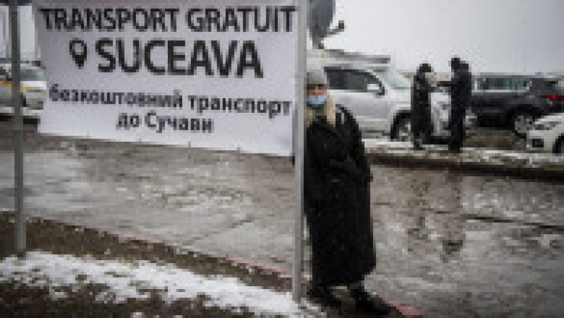 Refugiați ucraineni la vama Siret. Foto: Profimedia Images | Poza 11 din 11