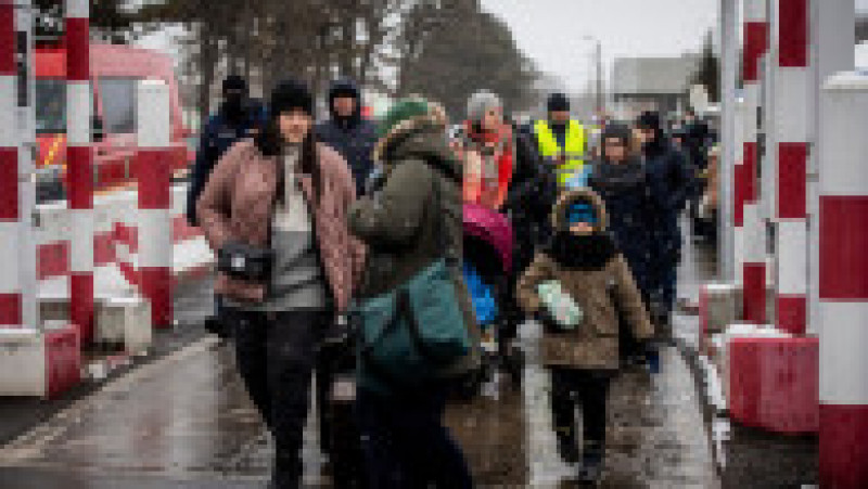 Refugiați ucraineni la vama Siret. Foto: Profimedia Images | Poza 4 din 11