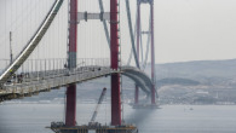 Turcia a inaugurat cel mai lung pod suspendat din lume, peste Strâmtoarea Dardanele. Foto: Profimedia | Poza 5 din 10