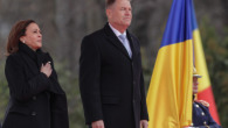 Vicepreşedintele Statelor Unite ale Americii, Kamala Harris, întâmpinată la Palatul Cotroceni de Klaus Iohannis. Foto: Inquam Photos / Octav Ganea | Poza 3 din 25