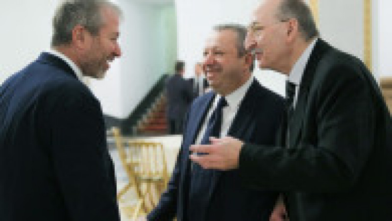 Roman Abramovici, cu alți oligarhi, la o întâlnire a oamenilor de afaceri cu Vladimir Putin, în 2016 Foto: Profimedia Images | Poza 7 din 17