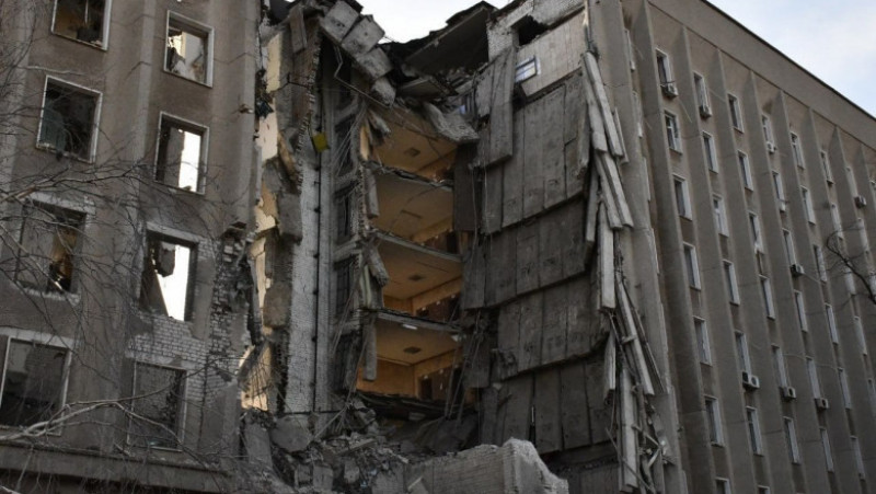 O rachetă rusească a lovit clădirea administrației din Nikolaev FOTO: Telegram/ Vitali Kim