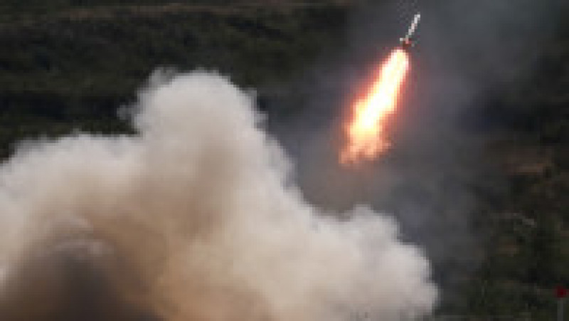 Soldații ucraineni au capturat lansatorul de rachete rusesc TOS-1A. FOTO: Profimedia Images | Poza 5 din 5