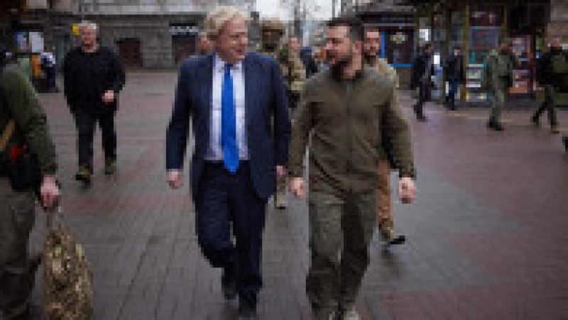 Boris Johnson și Volodimir Zelenski s-au plimbat prin centrul Kievului. Foto: Profimedia Images | Poza 18 din 30