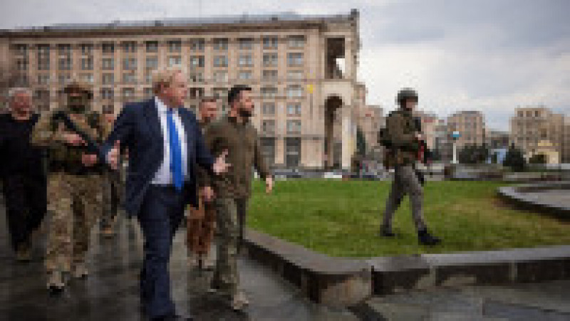 Boris Johnson și Volodimir Zelenski s-au plimbat prin centrul Kievului Foto: Profimedia Images | Poza 14 din 30