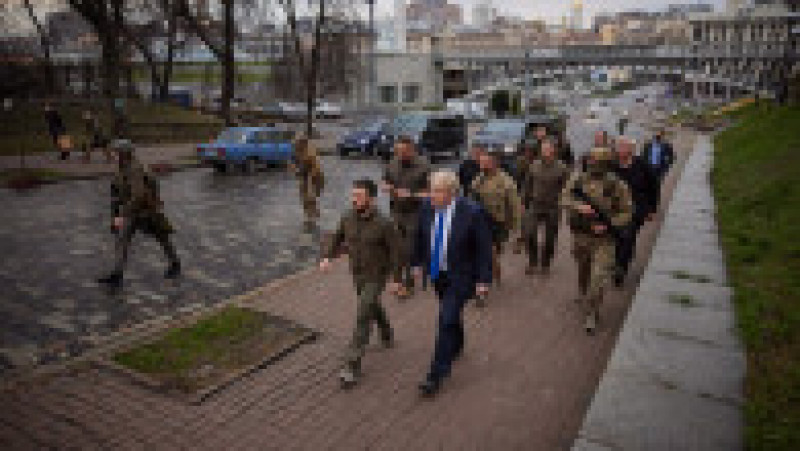 Boris Johnson și Volodimir Zelenski s-au plimbat prin centrul Kievului Foto: Profimedia Images | Poza 30 din 30
