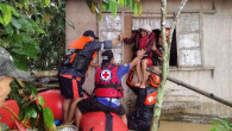 Inundațiile și alunecările de teren au făcut peste 120 de morți în Filipine. Foto: Profimedia | Poza 6 din 9