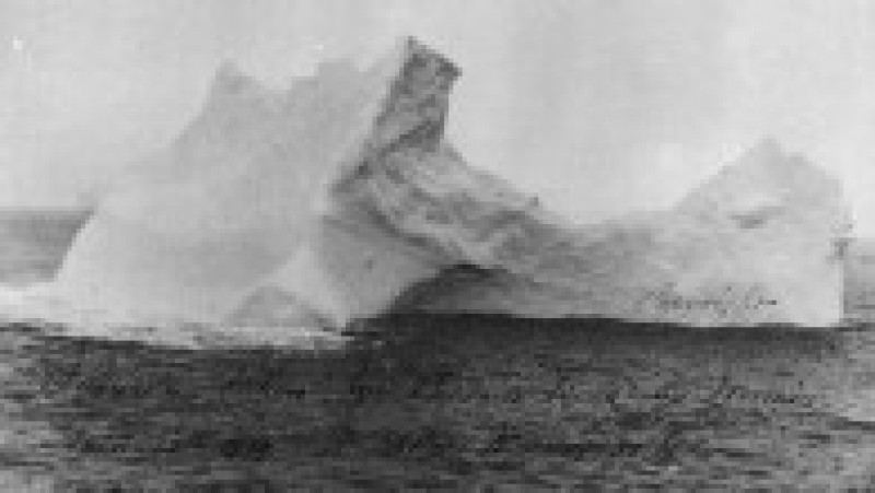 Icebergul care a lovit nava Titanic. Foto: Profimedia | Poza 8 din 10