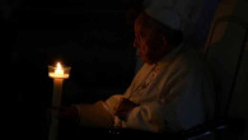 Paște 2022. Papa Francisc a participat la slujba de Înviere de la bazilica San Pietro, dar nu a prezidat-o din cauza sănătății precare Foto: Profimedia Images | Poza 14 din 15