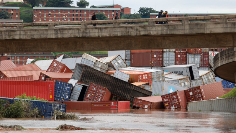Peste 400 de oameni au murit în urma celor mai grave inundaţii produse vreodată în Africa de Sud. FOTO: Profimedia Images