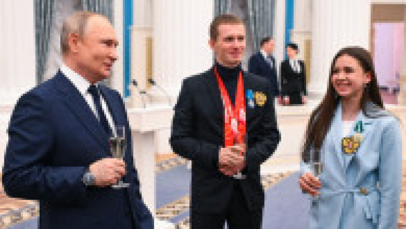  Vladimir Putin și sportivii olimpici ruși FOTO: Profimedia Images | Poza 11 din 17