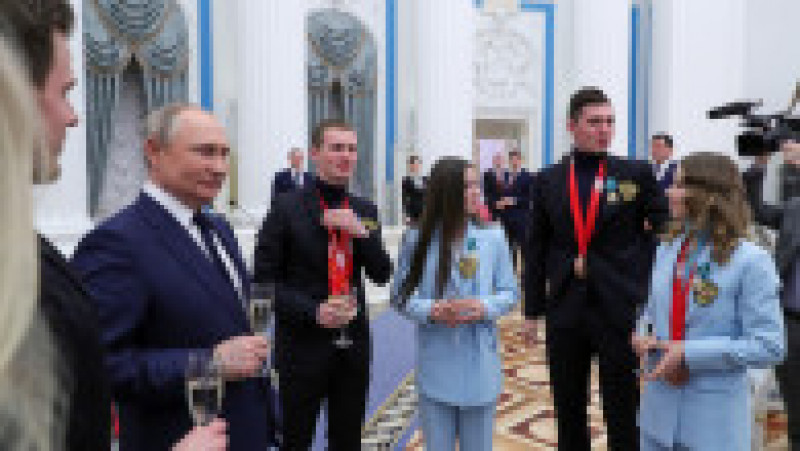  Vladimir Putin și sportivii olimpici ruși FOTO: Profimedia Images | Poza 13 din 17