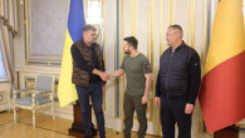 Marcel Ciolacu, Volodimir Zelenski și Nicolae Ciucă, la Kiev. Foto: Marcel Ciolacu/ Facebook | Poza 14 din 14