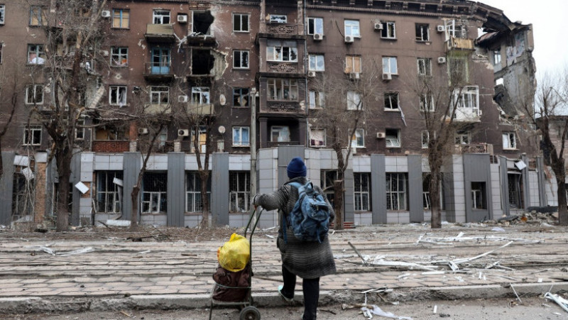 Orașul Maripuol, disturs după bombardamentele rusești. Foto: Profimedia Images