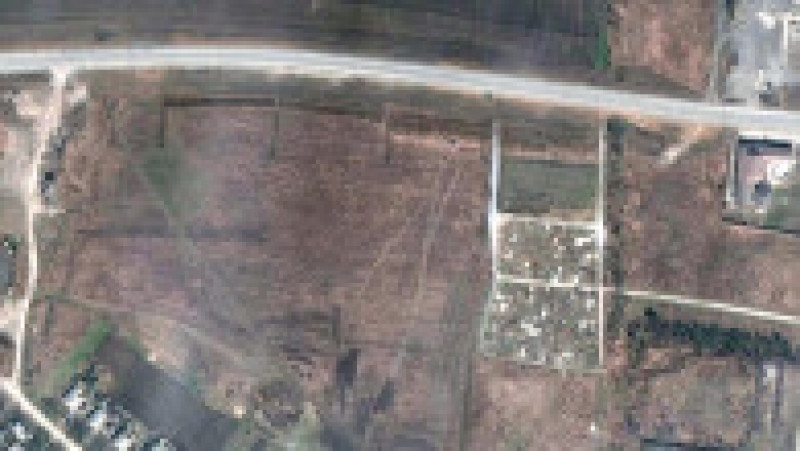 Imagini din satelit arată noi gropi comune într-un cimitir de lângă Mariupol. Foto: Profimedia | Poza 3 din 5