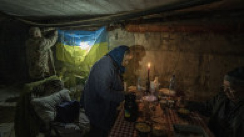 Ucraineni care se adăpostesc în buncăr. Foto: Profimedia Images | Poza 10 din 11