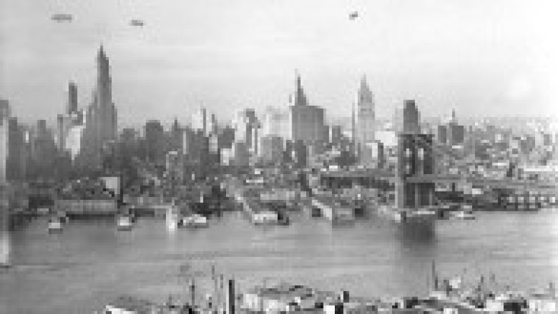 Explozia dirijabilului Hindenburg, produsă pe 6 mai 1937, este unul dintre cele mai cunoscute dezastre aeriene din istorie. Sursa foto: Profimedia Images | Poza 37 din 46