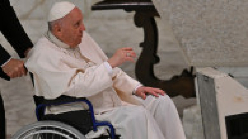 Papa Francisc, pentru prima dată în scaun cu rotile în public. FOTO: Profimedia Images | Poza 2 din 6