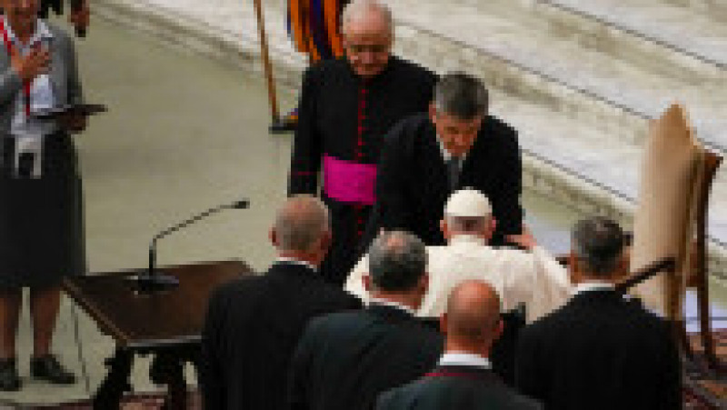 Papa Francisc, pentru prima dată în scaun cu rotile în public. FOTO: Profimedia Images | Poza 5 din 6