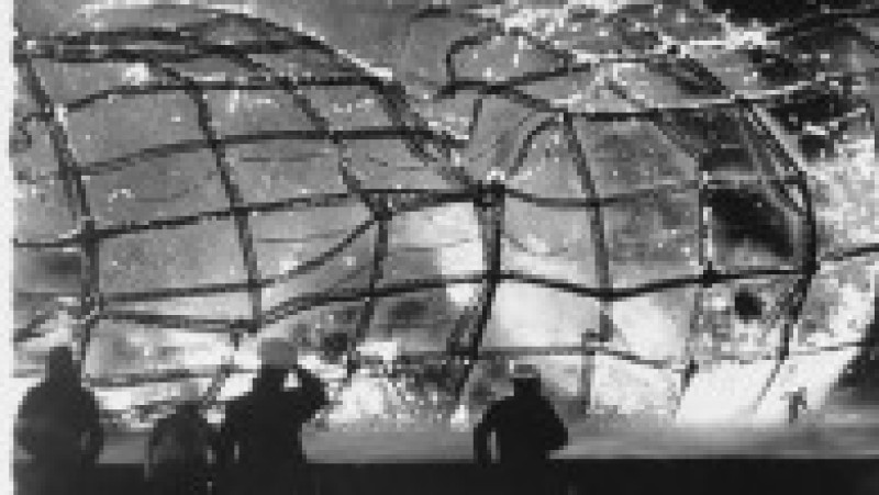 Explozia dirijabilului Hindenburg, produsă pe 6 mai 1937, este unul dintre cele mai cunoscute dezastre aeriene din istorie. Sursa foto: Profimedia Images | Poza 43 din 46