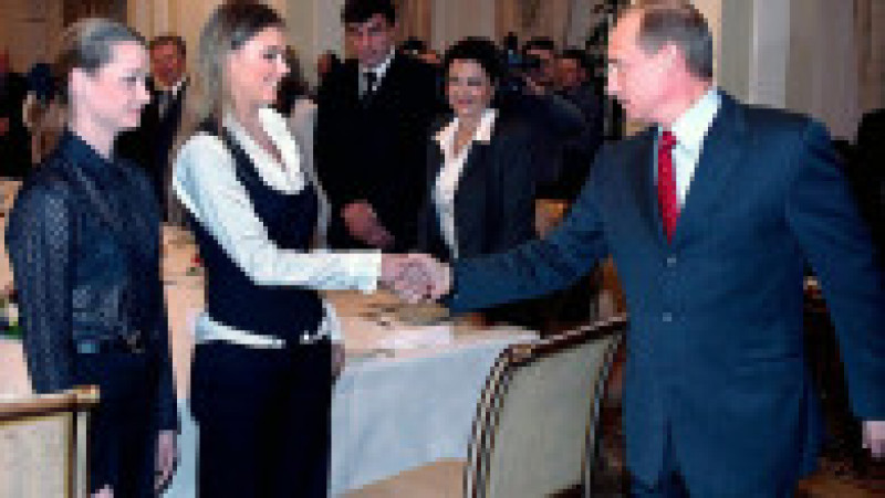 Vladimir Putin nu vorbește aproape niciodată de viața sa privată, dar a negat zvonurile că ar avea o relație cu Alina Kabaeva Foto: Profimedia Images | Poza 15 din 20