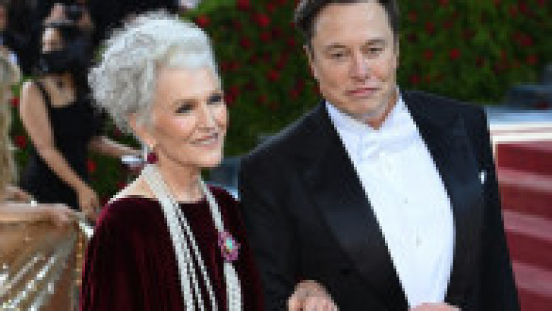 Mama lui Elon Musk, Maye Musk, la 74 de ani, în 2022 FOTO: Profimedia Images | Poza 34 din 38