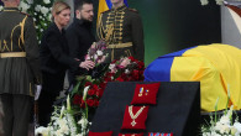 Volodimir Zelenski și soția sa, Olena Zelenska, au participat la funeraliile primului preşedinte al Ucrainei. Foto: Profimedia Images | Poza 4 din 8