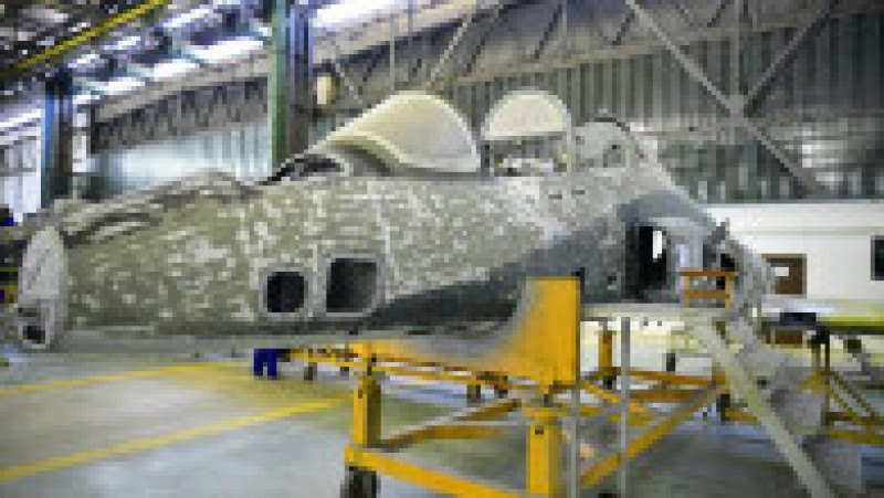 Avionul IAR-99 Șoim este fabricat la Craiova Foto: Facebook Ministerul Economiei | Poza 15 din 23