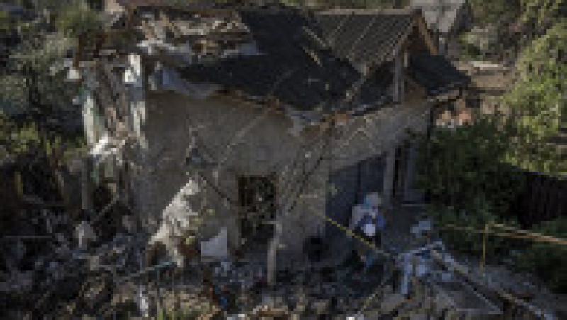 O casă distrusă de bombele rușilor în regiunea Kiev. Foto: Profimedia Images | Poza 7 din 12