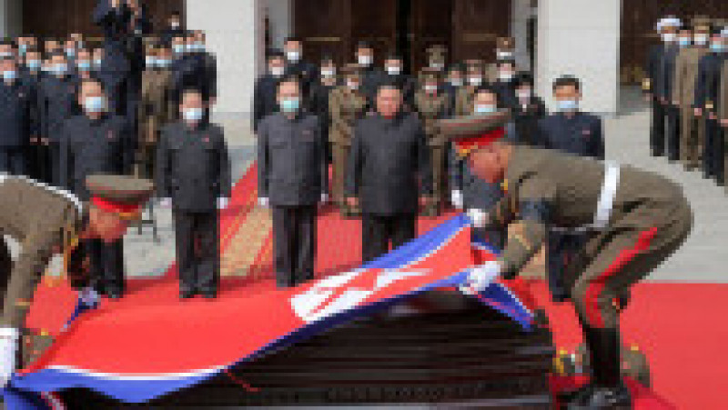 Mareşalul Hyon a jucat un rol crucial în pregătirea tânărului Kim Jong Un pentru conducerea Coreii de Nord. Foto: Profimedia | Poza 5 din 9