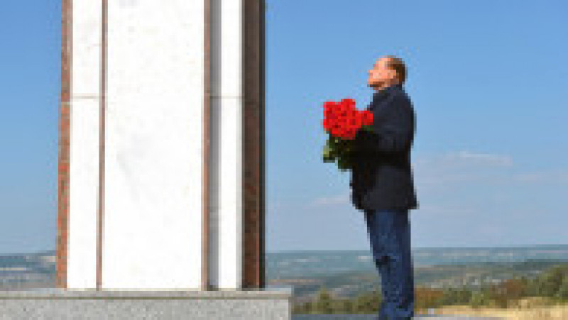 Berlusconi la Monumentul Soldatilor - kremlin.ru | Poza 8 din 14