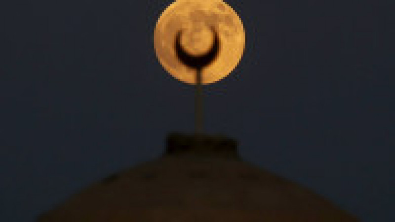 superluna cairo egipt - cctv via nasa | Poza 2 din 10
