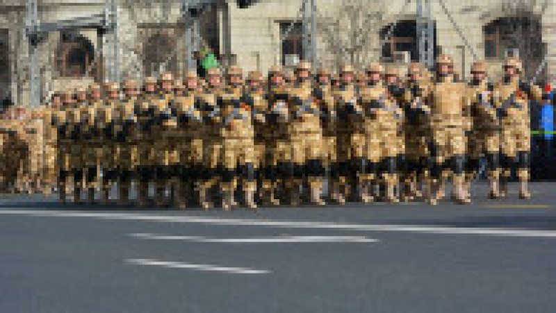 Parada militara 2015 Piata Constitutiei - Fortele Terestre Romane 2 | Poza 47 din 48