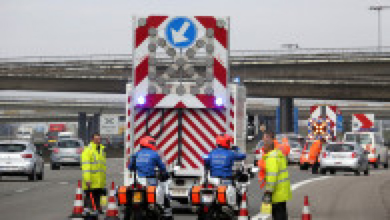 atac belgia aeroport 3 politie ambulante GettyImages-516914170 | Poza 10 din 11