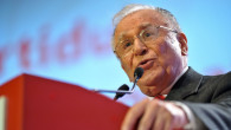 ION ILIESCU CIA | Poza 19 din 22