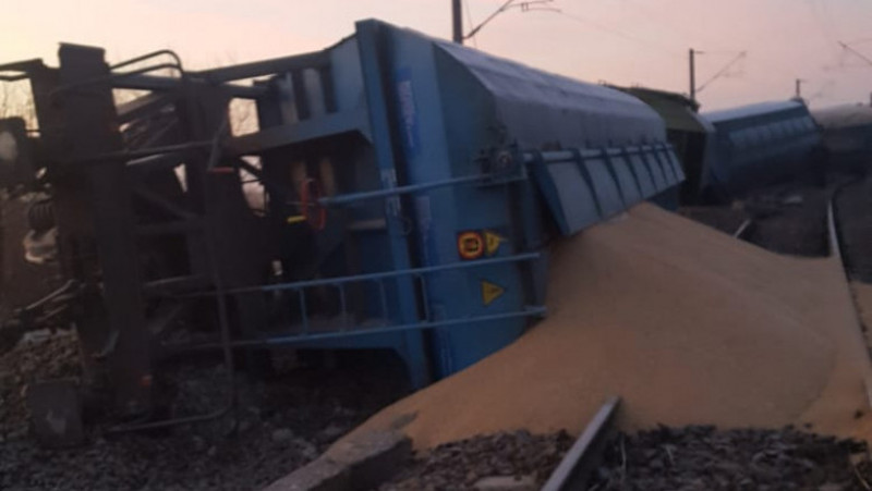 Tren de marfă deraiat - FOTO: WhatsApp
