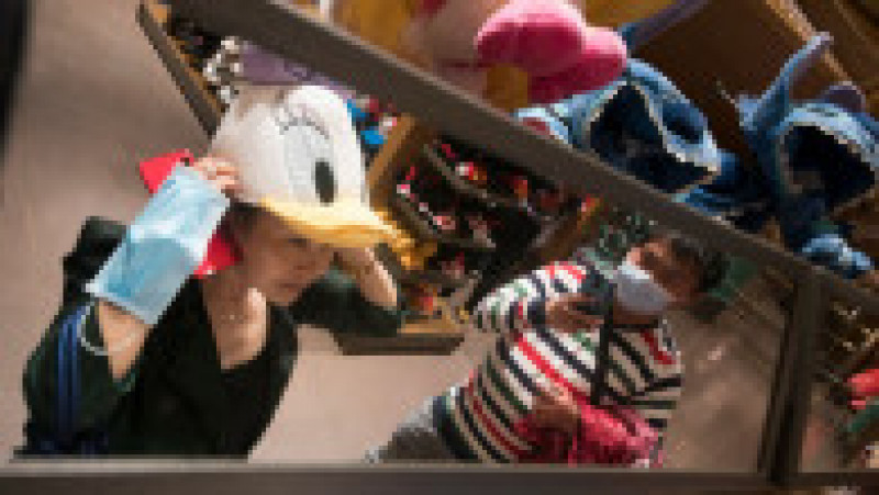 Disneyland Imposes Social Distancing Measures In Shanghai Amid The Coronavirus Pandemic | Poza 5 din 5