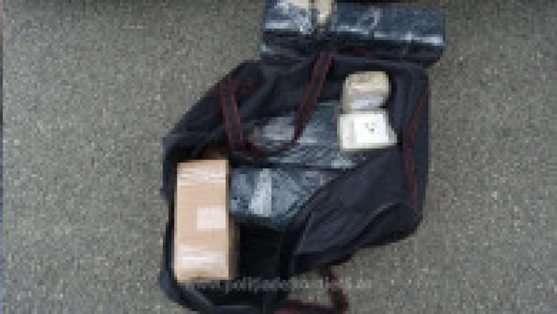 Heroină de 1,5 milioane de euro descoperită în cabina unui TIR, la Calafat | Poza 3 din 3