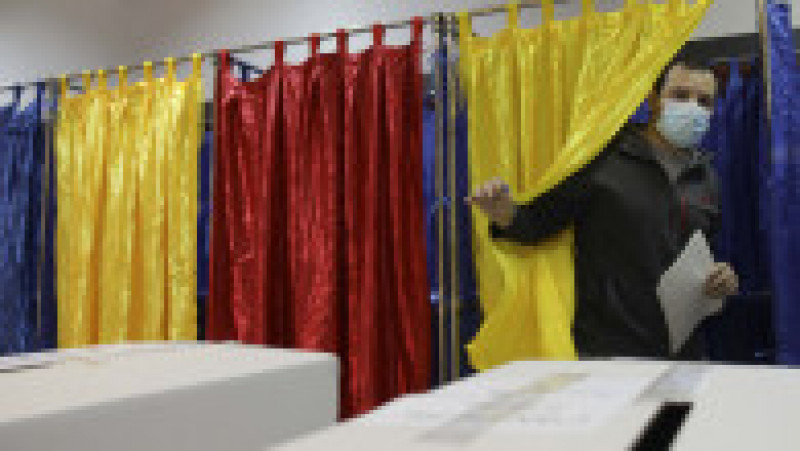 Alegerile locale din 2020 au fost organizate cu măsuri speciale. Foto: InquamPhotos/Octav Ganea | Poza 7 din 7