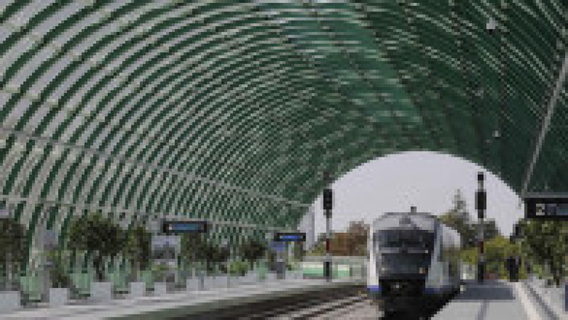 Trenul Otopeni - Gara de Nord va transporta călători începând cu 12 decembrie, potrivit ministrulului Transporturilor. Foto: Inquam Photos/ Octav Ganea | Poza 6 din 7