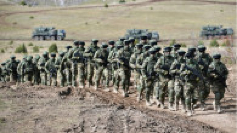militari serbia exercitiu - mod | Poza 8 din 10