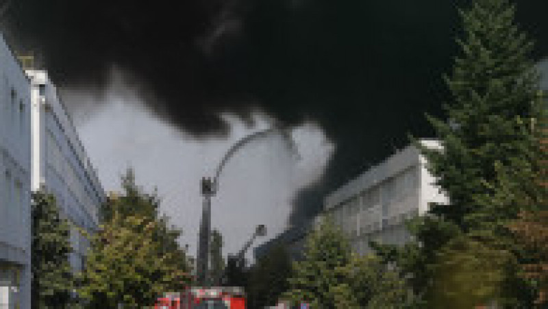 Incendiu în nordul Capitalei. Foto: Inquam Photos / Octav Ganea | Poza 4 din 8