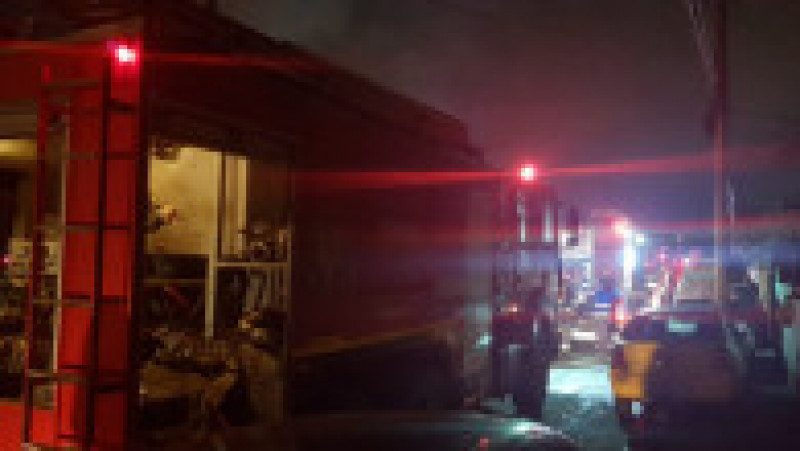 incendiul din Sect3 sursa ISUBIF 301219 (3) | Poza 1 din 9