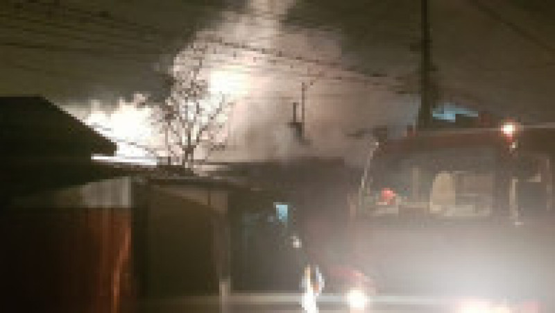 incendiul din Sect3 sursa ISUBIF 301219 (1) | Poza 8 din 9