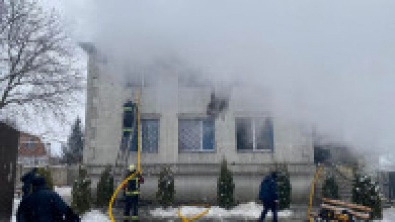 Incendiu uriaș, cu cel puțin 15 morți, la un cămin de bătrâni din Ucraina FOTO: Profimedia Images | Poza 2 din 3