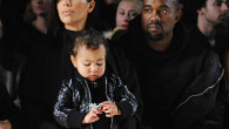 NEW YORK, 2015. Kim Kardashian, Kanye West și fiica lor North la o prezentare de modă Alexander Wang Foto: Guliver/Getty Images | Poza 8 din 9