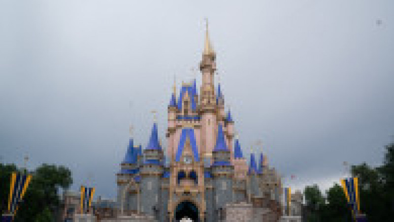 Locul 28. Castelul Cenușăresei din Regatul Magic Lumea lui Walt Disney a fost proaspăt vopsit în timpul pandemiei Foto: Profimedia | Poza 8 din 26